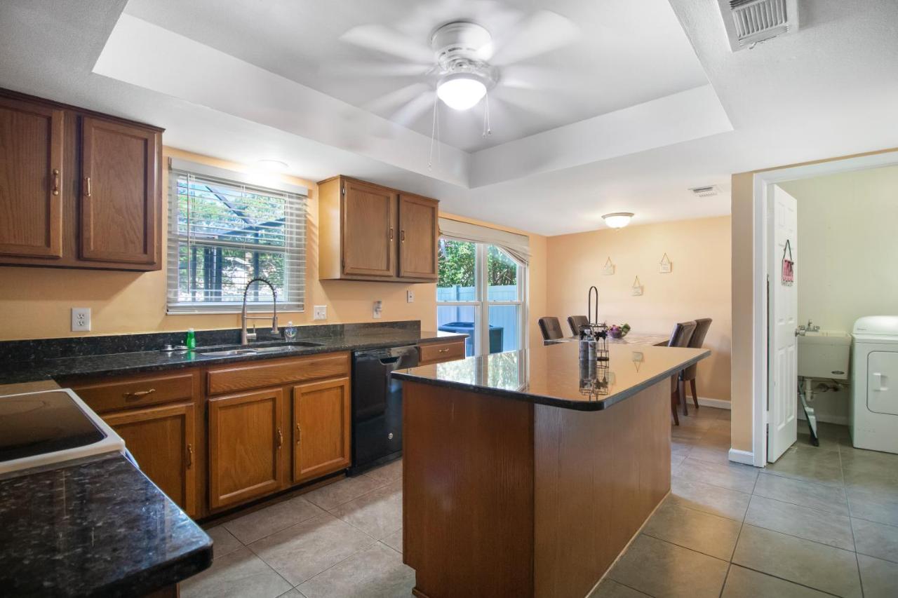 Tampa Bay Pool Home With Heated Pool Brandon Exteriör bild